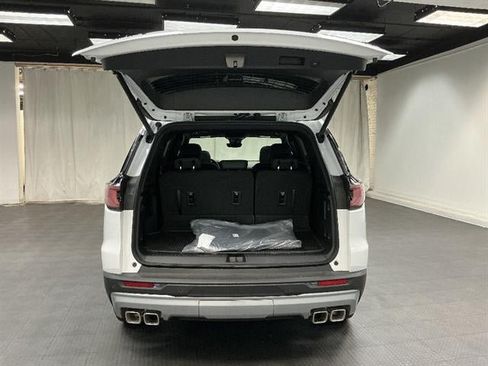New 2026 GMC Acadia Elevation w/ Elevation Premium Package AWD/4WD image 35
