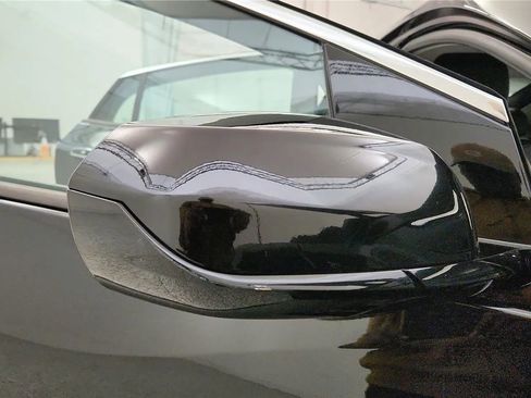 Used 2018 Chevrolet Volt LT w/ LT Driver Confidence Package image 18