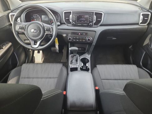 Used 2019 Kia Sportage LX AWD/4WD image 10