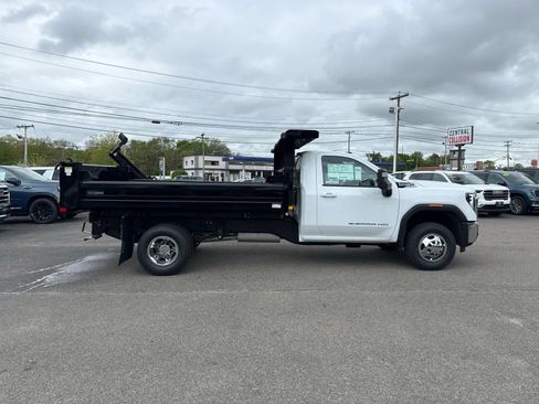 New 2026 GMC Sierra 3500 SLE w/ SLE Convenience Package AWD/4WD image 6