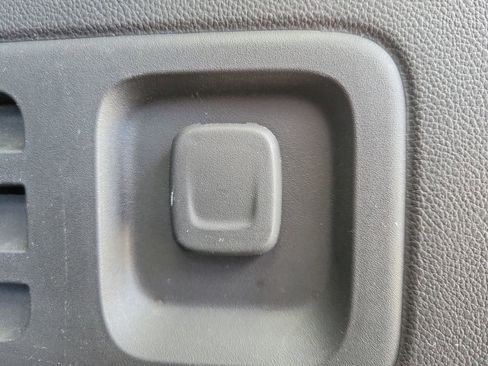 Used 2023 Chevrolet Traverse LT w/ LPO, Floor Liner Package AWD/4WD image 8