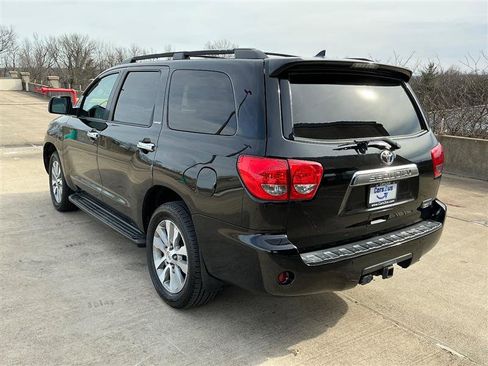 Used 2016 Toyota Sequoia Limited image 3