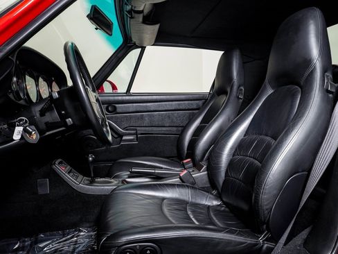 Used 1995 Porsche 911 Carrera image 5