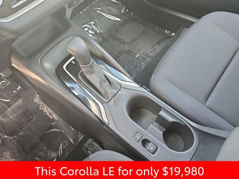 Used 2024 Toyota Corolla LE image 30