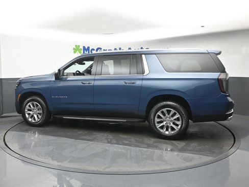 New 2026 Chevrolet Suburban Premier w/ Sun And Tow Package AWD/4WD image 28