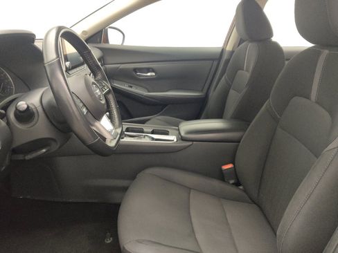 Used 2022 Nissan Sentra SV w/ All-Weather Package FWD image 17