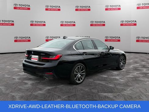 Used 2022 BMW 330i xDrive 330i xDrive w/ Convenience Package image 5