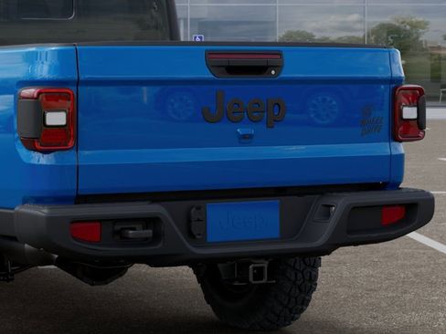 New 2025 Jeep Gladiator Sport AWD/4WD image 14