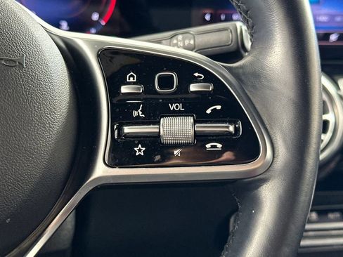 Certified 2023 Mercedes-Benz GLA 250 4MATIC image 32