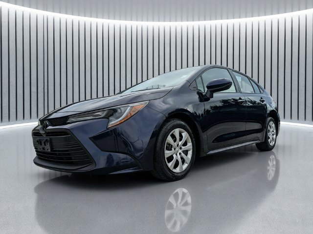 Used 2025 Toyota Corolla LE FWD image 8
