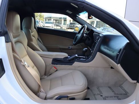 Used 2012 Chevrolet Corvette Grand Sport w/ 3LT Preferred Equipment Group image 31