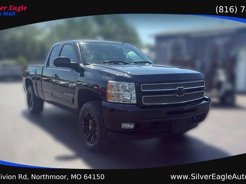 Used 2012 Chevrolet Silverado 1500 LTZ w/ LTZ Plus Package AWD/4WD image 7