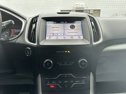 Used 2019 Ford Edge SEL w/ Equipment Group 201A image 26