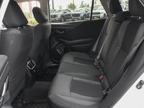 Used 2023 Subaru Outback Premium image 29