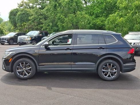 Used 2022 Volkswagen Tiguan SE AWD/4WD image 5