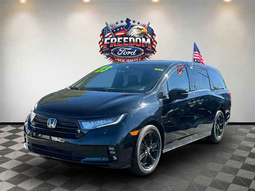 Used 2023 Honda Odyssey Sport image 2