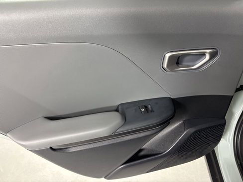 New 2026 Kia K4 LXS image 36