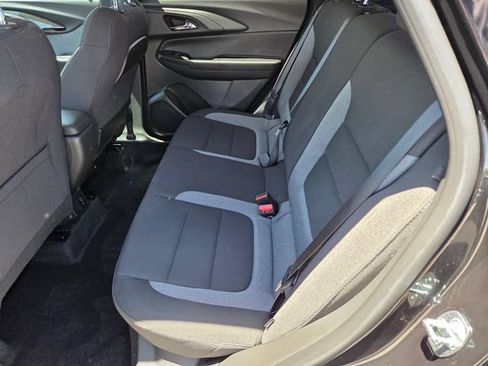 Certified 2023 Chevrolet TrailBlazer LT w/ Convenience Package FWD image 11