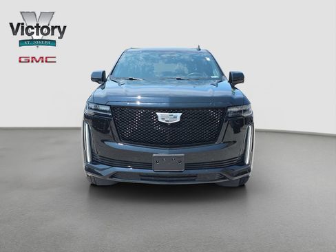 Used 2022 Cadillac Escalade ESV Sport Platinum AWD/4WD image 23