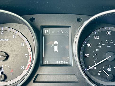 Used 2018 Hyundai Santa Fe Sport image 12