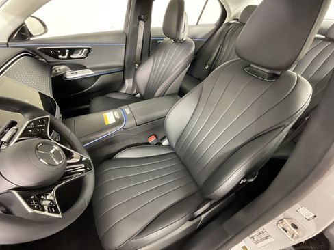 New 2025 Mercedes-Benz E 450 4MATIC Sedan image 19