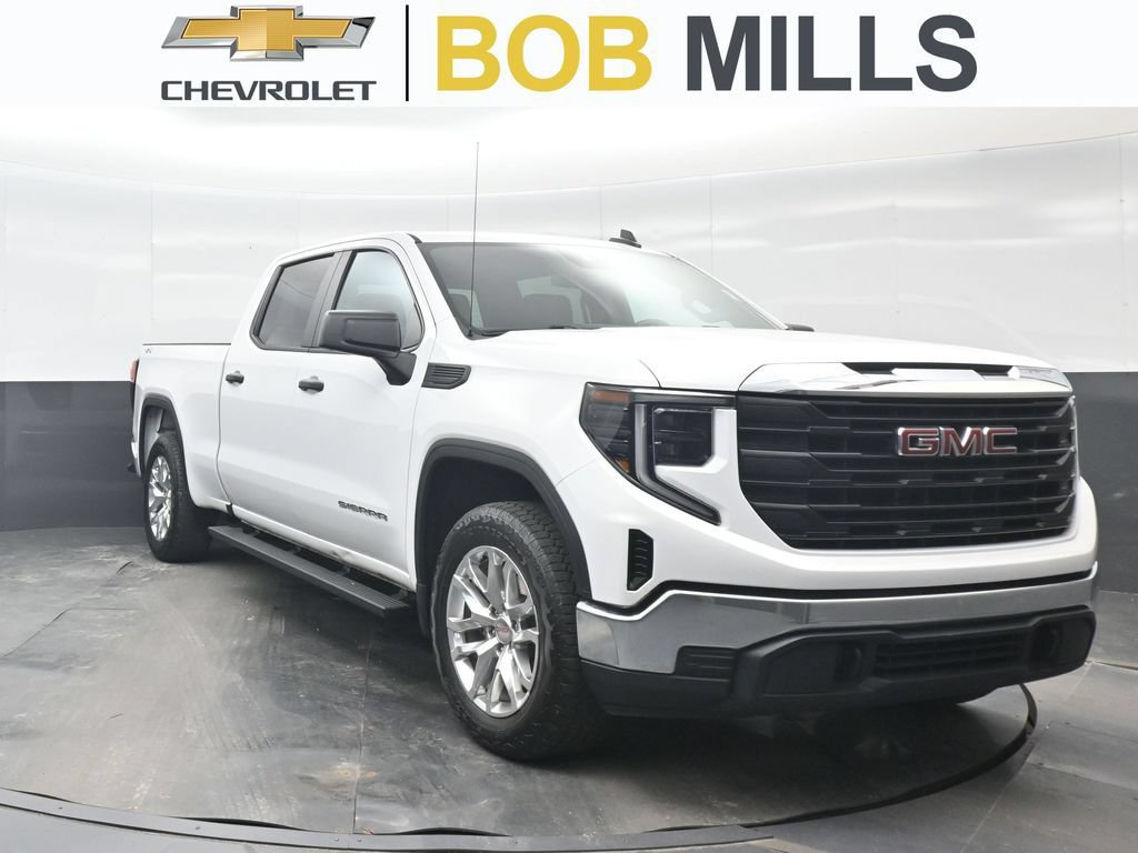 Used 2024 GMC Sierra 1500 Pro w/ Pro Value Package AWD/4WD image 1