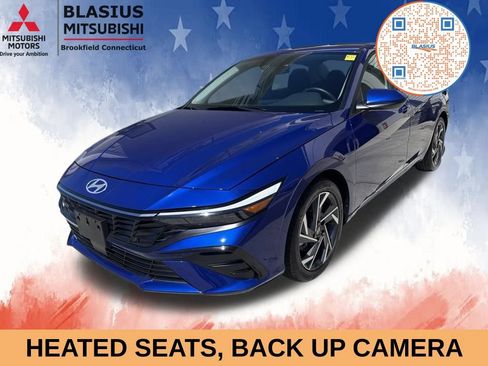 Used 2024 Hyundai Elantra SEL w/ Convenience Package FWD image 4