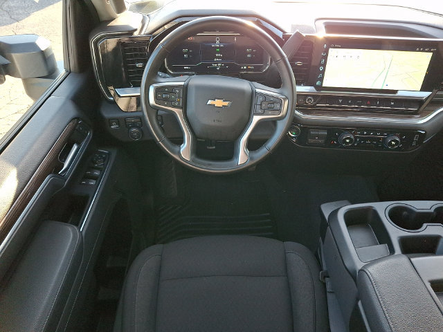 Used 2025 Chevrolet Silverado 2500 LT w/ Convenience Package AWD/4WD image 12