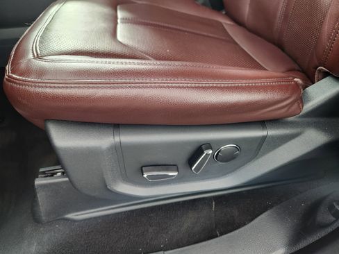 Certified 2023 Ford Expedition Limited image 13