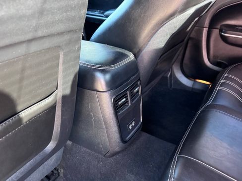 Used 2021 Chrysler 300 S RWD image 10