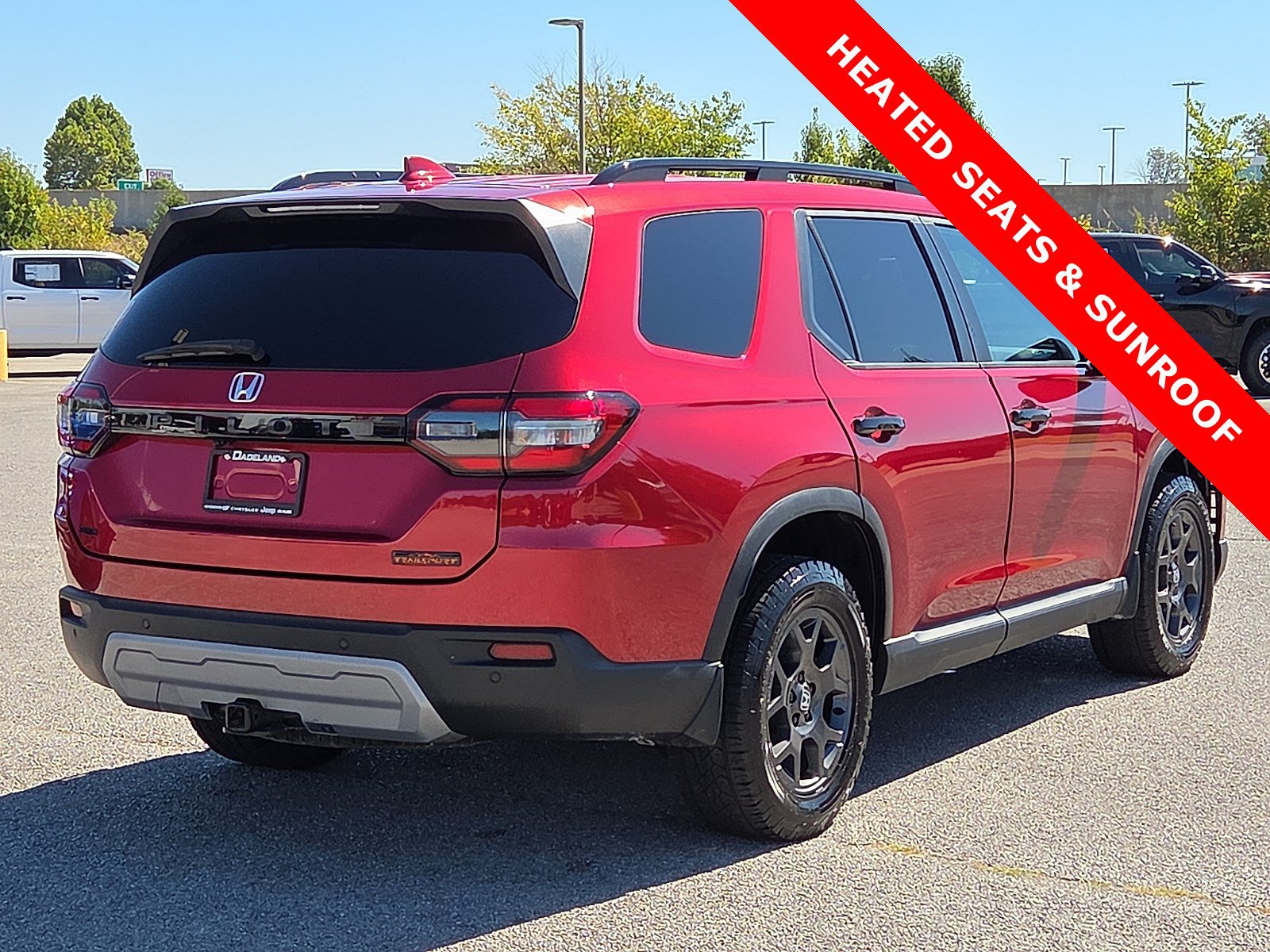 Used 2024 Honda Pilot TrailSport image 5