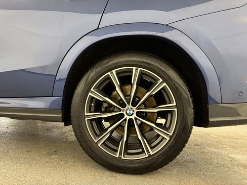 Used 2022 BMW X6 xDrive40i w/ Executive Package image 33