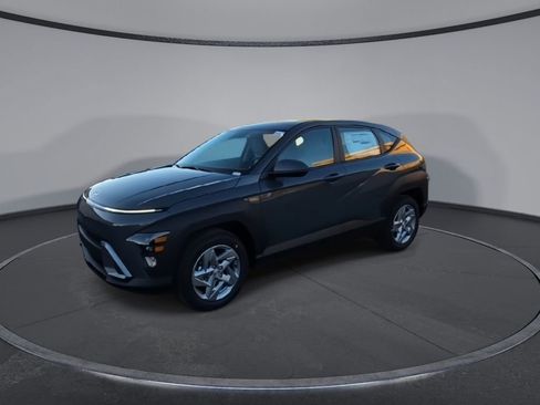 New 2026 Hyundai Kona SE image 4