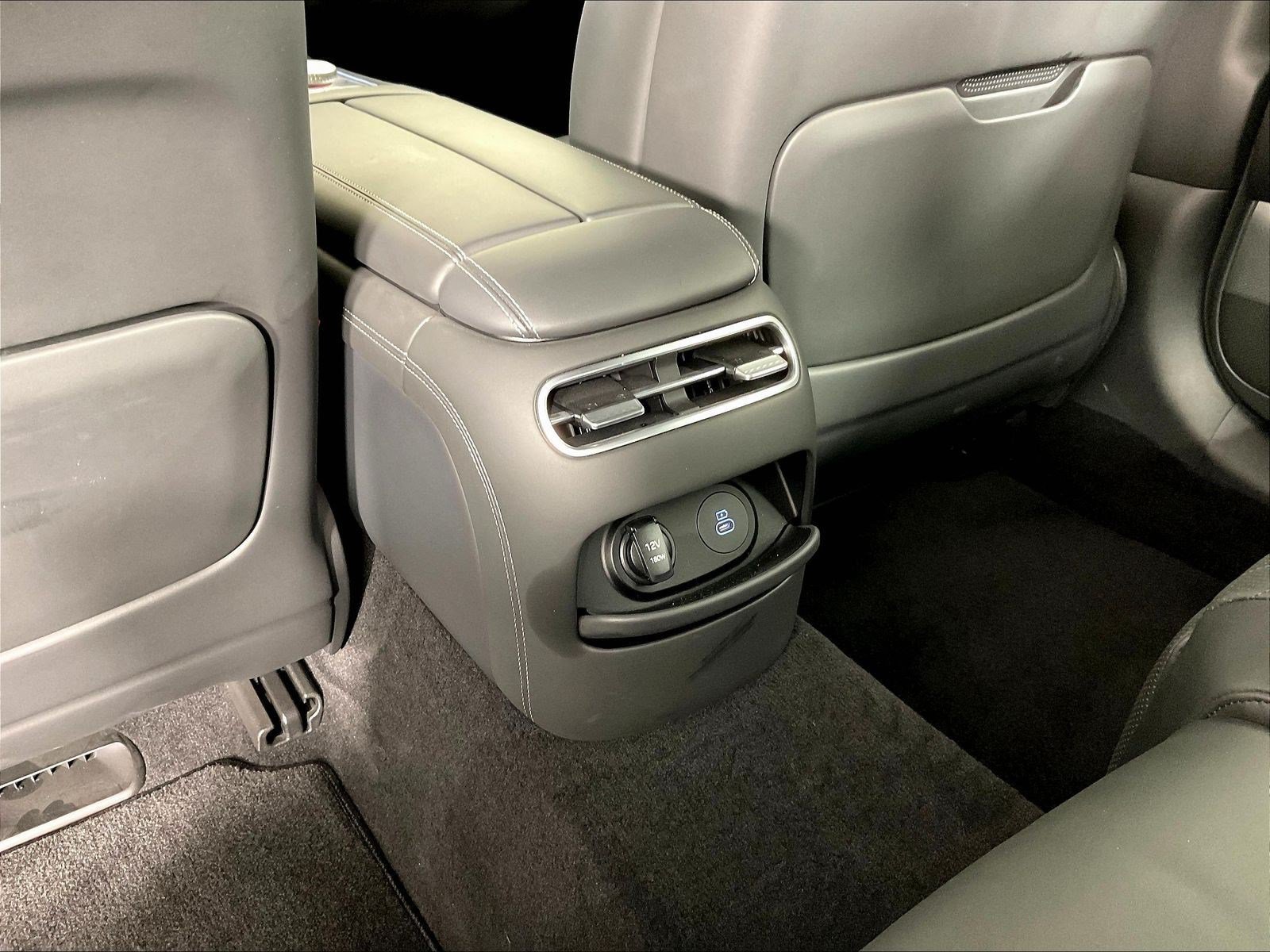 Used 2023 Genesis G90 3.5T AWD/4WD image 10