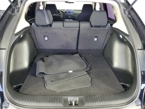 Certified 2023 Honda HR-V LX image 31