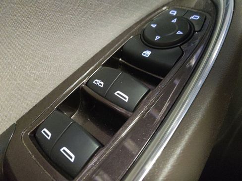 Used 2020 Chevrolet Malibu LT FWD image 27