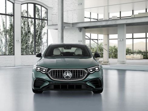 New 2026 Mercedes-Benz E 53 AMG e 4MATIC Sedan image 6