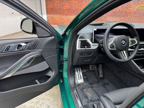 New 2026 BMW X6 M60i image 9