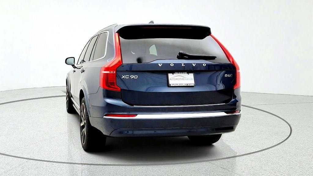 Used 2024 Volvo XC90 B6 Ultimate w/ Protection Package Premier AWD/4WD image 6