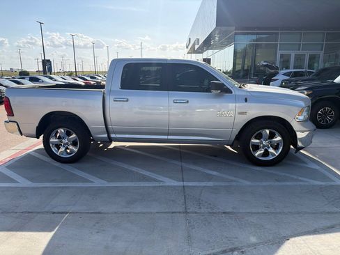 Used 2017 RAM 1500 Lone Star RWD image 5