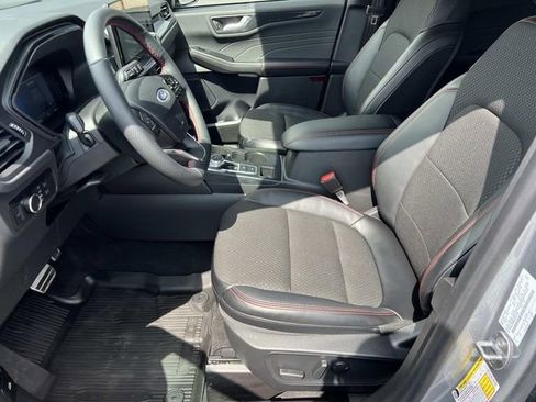 Certified 2024 Ford Escape ST-Line w/ Tech Pack #1 image 18