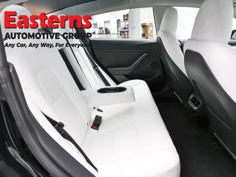 Used 2023 Tesla Model 3 Standard Range image 20