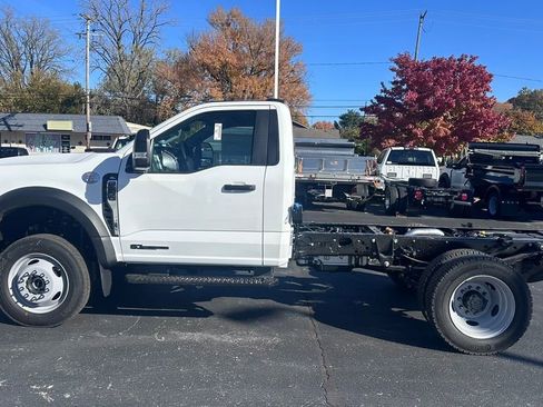 New 2024 Ford F550 4x4 Regular Cab Super Duty image 9