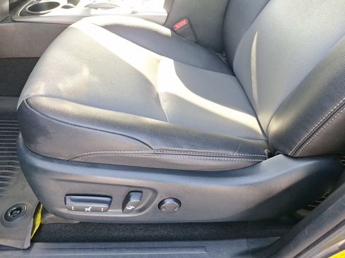 Used 2022 Toyota 4Runner SR5 Premium w/ Moonroof Package RWD image 15