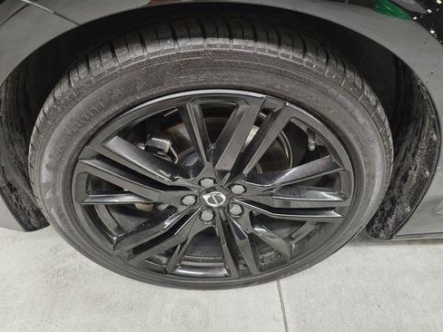Used 2024 Volvo S60 B5 Plus w/ Climate Package AWD/4WD image 10