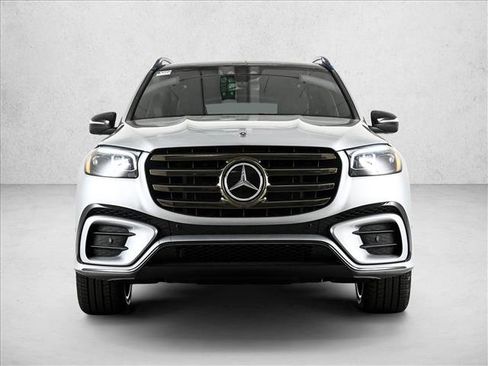 New 2026 Mercedes-Benz GLS 450 GLS 450 image 2