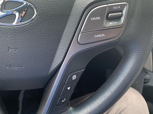 Used 2017 Hyundai Santa Fe Sport FWD image 10