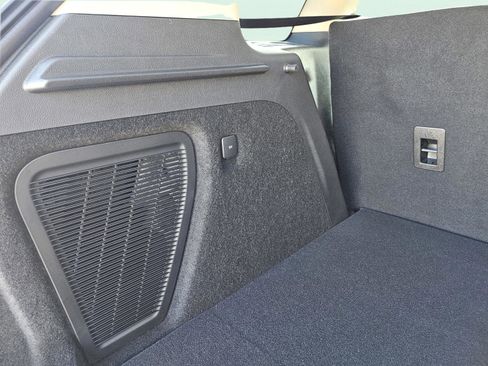 New 2026 Lincoln Corsair Reserve image 26