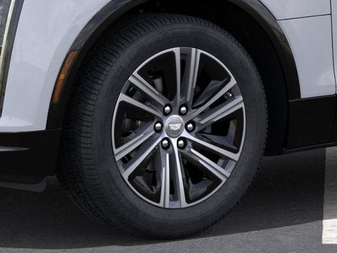 New 2026 Cadillac Lyriq Luxury AWD/4WD image 33