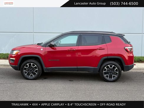 Used 2020 Jeep Compass Trailhawk AWD/4WD image 3